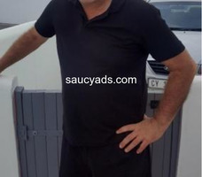 stunning mature male offers Tantric oil yoni experience to ladies
